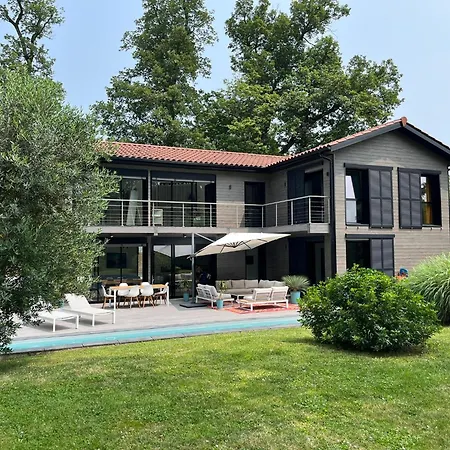 Villa Piscine A Proximite De Lyon Chaponost Buitenkant foto