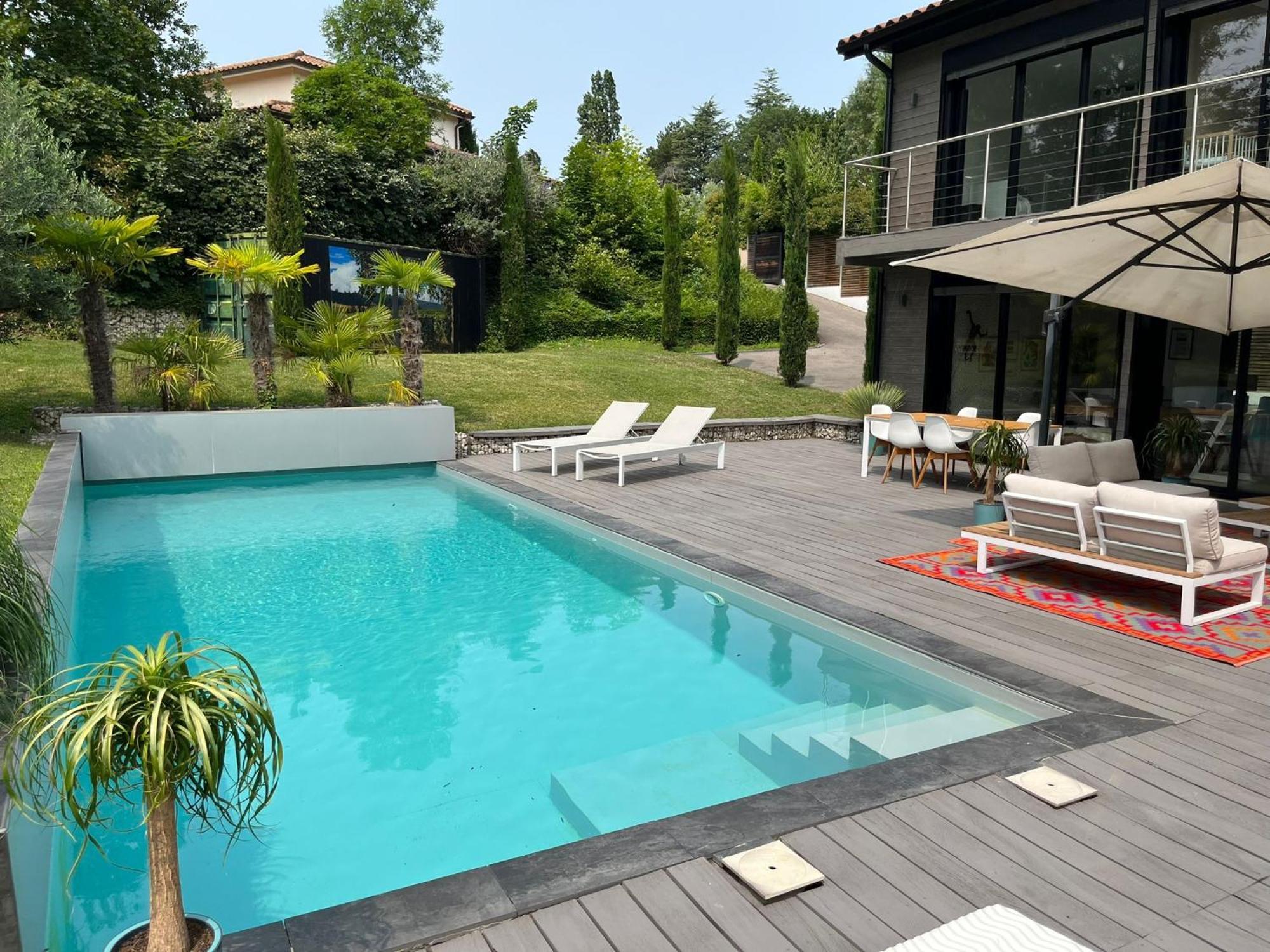 Piscine A Proximite De Lyon Villa *