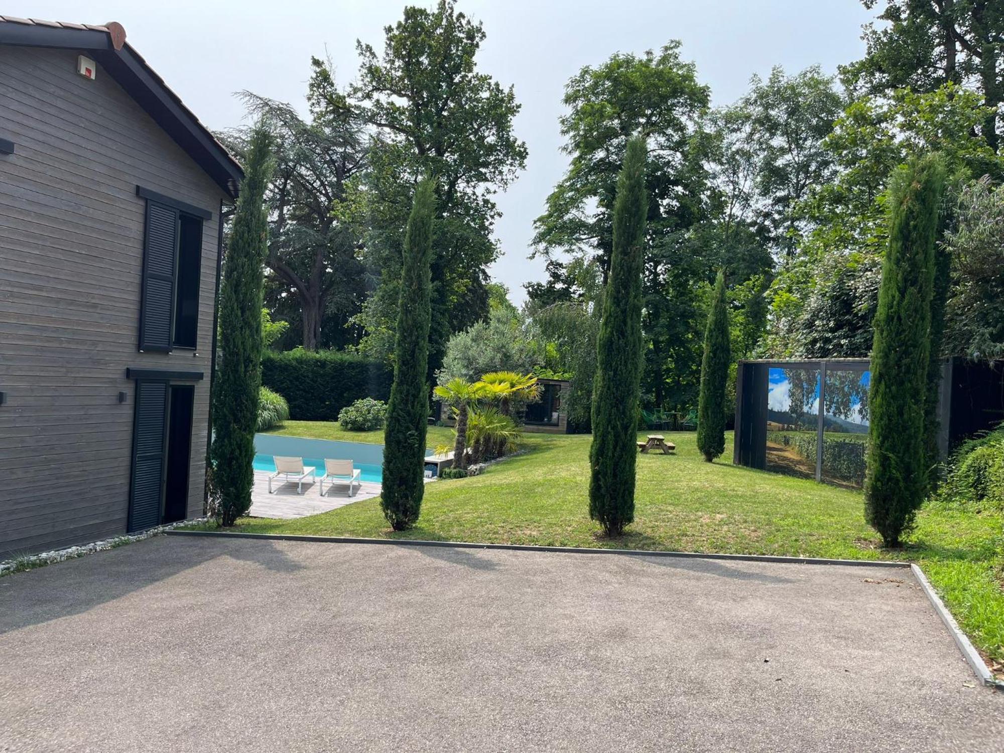 Piscine A Proximite De Lyon Villa Chaponost